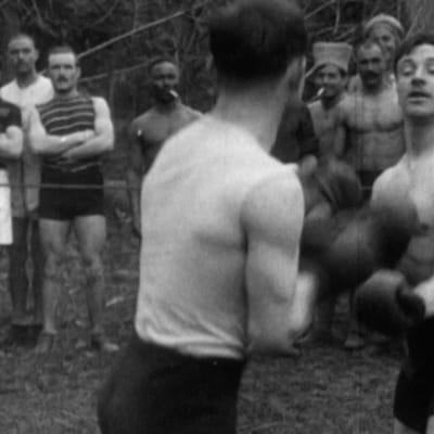 Ensimmäisen maailmansodan aikana etulinjan takana sotilaat harrastivat erilaisia urheilulajeja.
