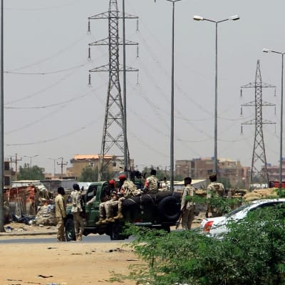 Soldater i staden Khartoum i Sudan.