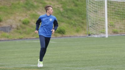 Ålänningen Joel Mattsson spelar i Finlands U19-landslag.