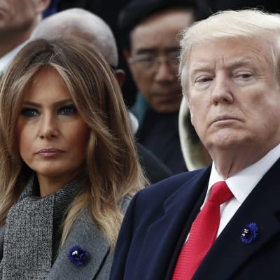 President Donald Trump omplacerade sin biträdande nationella säkerhetsrådgivare Mira Ricardel på begäran av sin fru Melania Trump