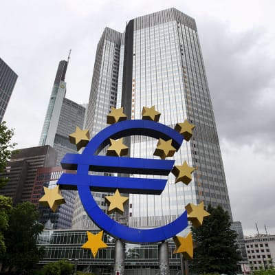 Näkymä EKP:n entiselle pääkonttorille Frankfurtissa, Saksassa, 22. kesäkuuta.