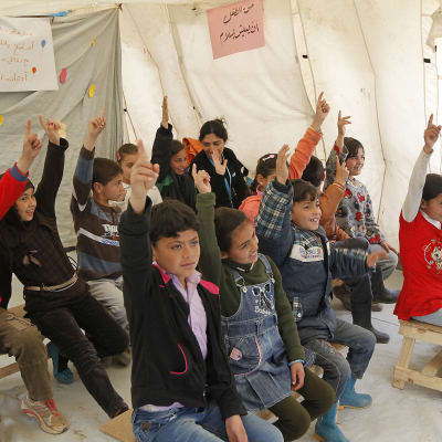 Syyrialaislapsia Unicefin koulussa Bekaanlaaksossa Libanonissa maaliskuussa 2015.