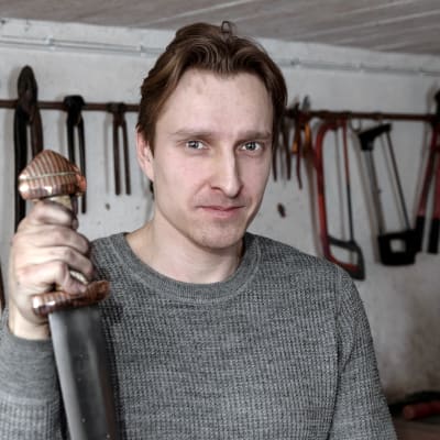 Arkeologi ja seppä Mikko Moilanen 