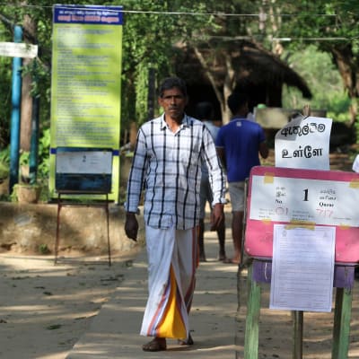 Sri Lankan presidentinvaalien äänestyspaikka Hambanthotassa.