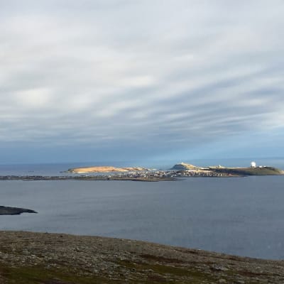 Vardøn saarikaupunki Barentsinmeren rannikolla Pohjois-Norjassa.