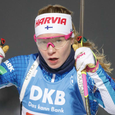 Suvi Minkkinen i världscupen 2020 i Kontiolax.
