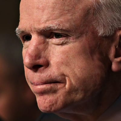 John McCain helmikuussa 2017.