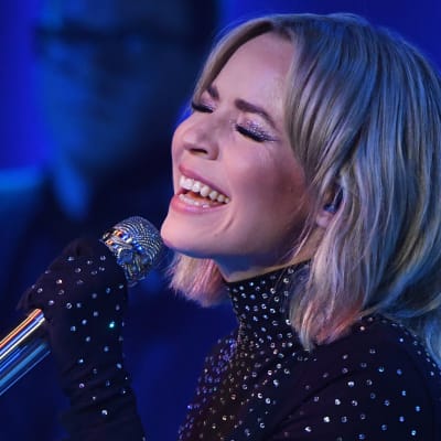 Paula Vesala esiintyi The Voice of Finlandin finaalin suorassa lähetyksessä Turun Logomossa 25. syyskuuta 2020.