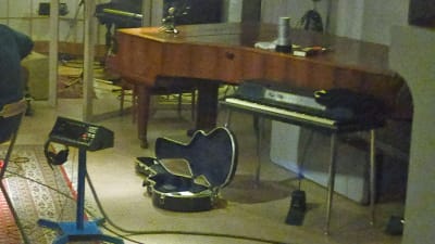 Flygeln som Benny Andersson spelade på i Atlantis studion.