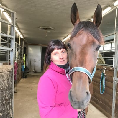 Anne Luttinen ja Ranch Kelly.