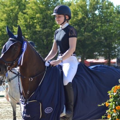 Felicia Österling på hästen Carisma ST på Seahorse Week 2019.
