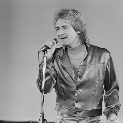 Riki Sorsa esiintymässä vuonna 1983.