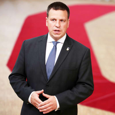 Viro ajautui hallituskriisiin - pääministeri Jüri Ratas eroaa