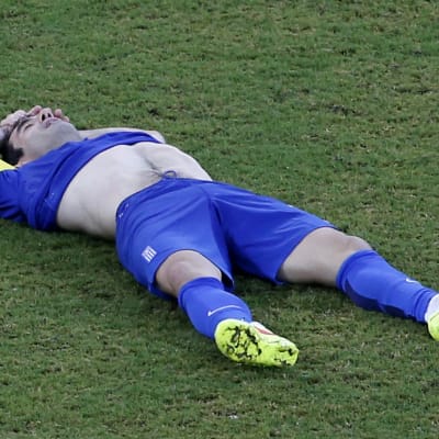Geogios Karagounis efter förlusten mot Costa Rica vid VM 2014.