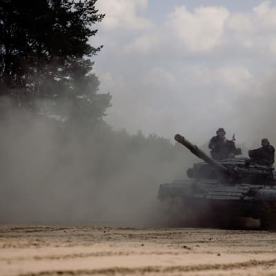 Puola ja Tšekki on toimittanut Ukrainalle tankkeja. Kuva 6.7.2022