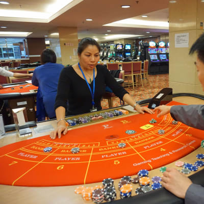 Macaon kasinokoulun baccarat-pelipöytä