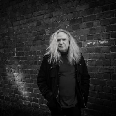 Suomalainen laulaja-lauluntekijä Jussi Hakulinen.