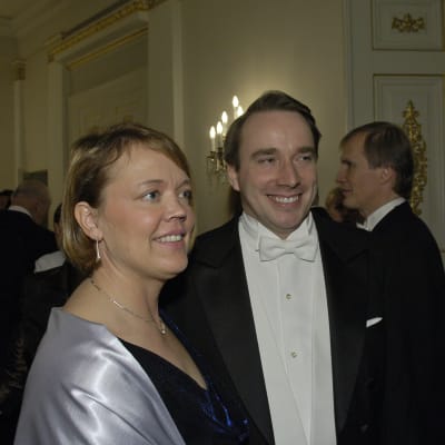 Tove och Linus Torvalds på presidentens mottagning 2005.