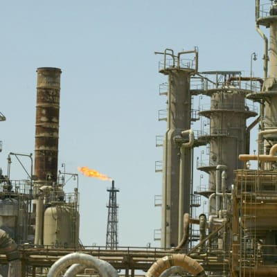Iraks största oljeraffinaderi i Baiji.