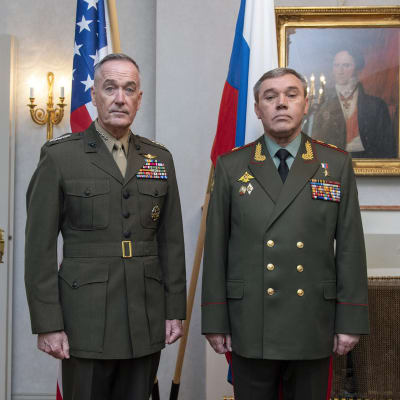 Joseph F. Dunford Jr. ja Valeri Gerasimov