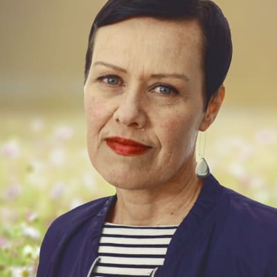 Porträttbild på politikern Maarit Feldt-Ranta