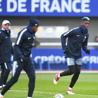 Paul Pogba Ranskan harjoituksissa.