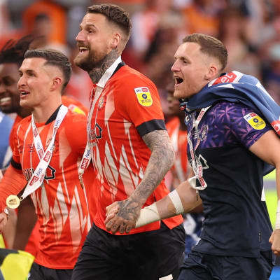 Luton firar avancemang till Premier League.