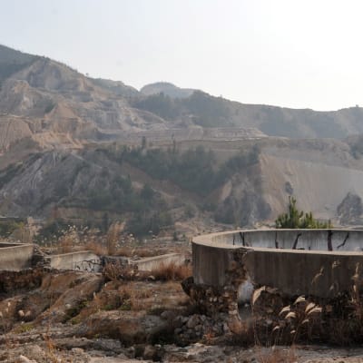 En gruva för sällsynta jordartsmetaller i provinsen Jiangxi i mellersta Kina