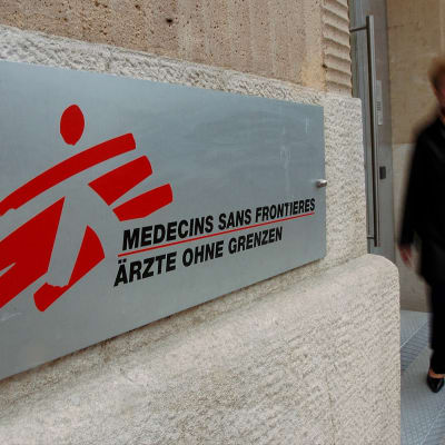 MSF:s skylt utanför högkvarteret i Genève.