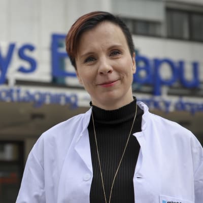 Sally Järvelä, toimialue johtaja, lääkäri, Tays