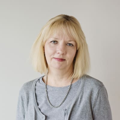 Marie Rautava jobbar som programdirektör vid Mannerheims Barnskyddsförbund. 