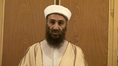 Osama bin Laden talar på video kort innan han dödades