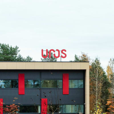 Uros-yhtiön konttori.