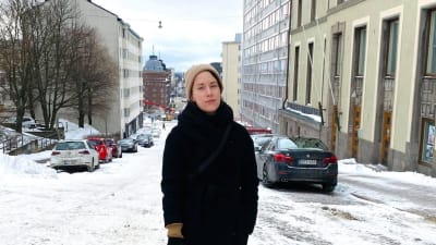 Elsa Kemppainen framför Hagnäs