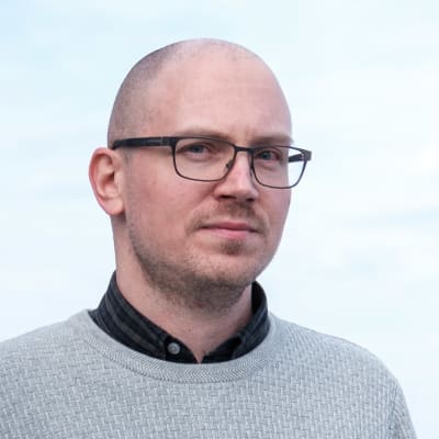 Porträtt på Niklas Fagerström på Svenska Yle.