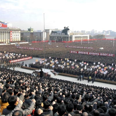 Nordkorea organiserade ifjol massdemonstrationer mot USA:s resolutionsförslag om mänskorättsbrott i Nordkorea. Kina stoppade resolutionen.