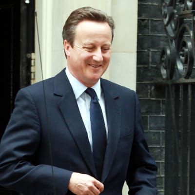 David Cameron lämnar sin tjänstebostad i London den 27 juni 2016.