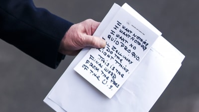 President Trump kommenterar ambassadör Sondmans vittnesmål 20.11.2019