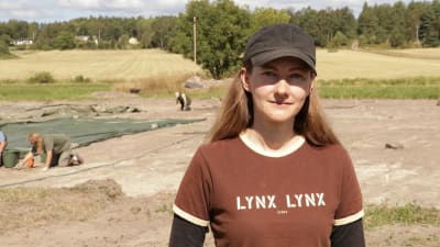 Arkeologen Kristin Ilves har sedan år 2014 gjort utgrävningar i åländska Saltvik.
