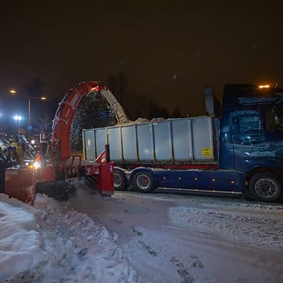 Snöslunga i arbete.