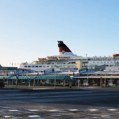 Tomt i Åbo hamn då effektiverad gränbevakning införs.
