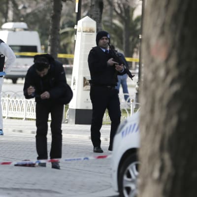 Undersökningar efter terrorattack i Istanbul.