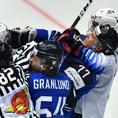 Råkurr i matchen mellan Finland och USA i ishockey-VM 2018.