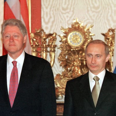 Bill Clinton och Vladimir Putin i Kremlin i juni 2000.