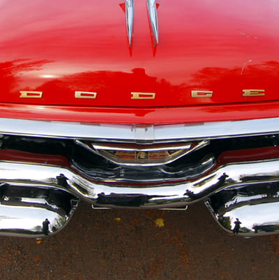 "Dollargrinet" på en 1957 Dodge Custom Royal