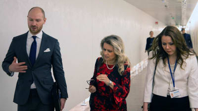 Riksdagsledamot Päivi Räsänen och juristen Paul Coleman