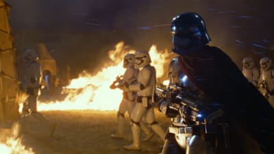 Mörkrets makter på frammarsch i Star Wars: The Force Awakens