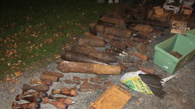 Beslagtagen ammunition.