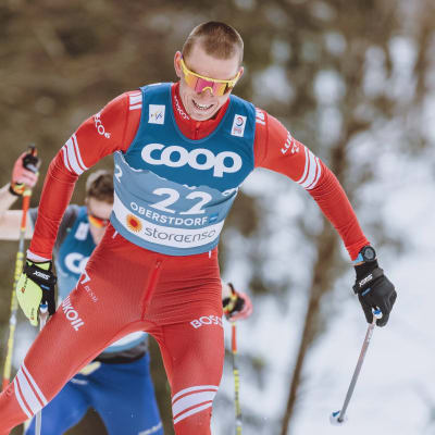 Aleksandr Bolshunov on Venäjän hiihtomaajoukkueen ylivoimainen ykköstähti. 