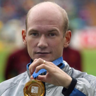 Janne Holmén med sitt EM-guld i maraton 2002.